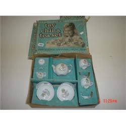 Boxed toy china tea set, four settings (box damaged)