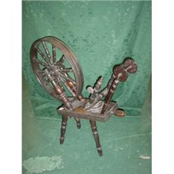 18th century oak spinning wheel with turned and shaped spindles 36x34x16"