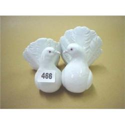 Lladro model of pair of turtle doves No 1169