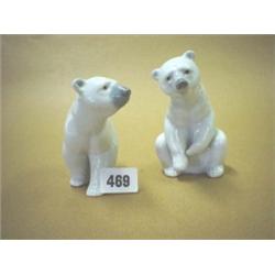 Two Lladro polar bears 4.50" high