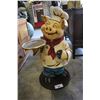 Image 2 : 3' CHEF PIG FIGURE WITH SERVING TRAY