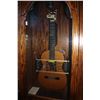 Image 2 : 1980'S ELECTRIC COIN OPERATED GUITAR WITH KEY - RETAIL $16,000