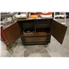 Image 1 : PYE CABINET RADIO/RECORD PLAYER CIRCA 1945/55