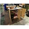 Image 2 : LARGE GREEN INDUSTRIAL 10" TABLE SAW WITH CABINET AND CONTENTS