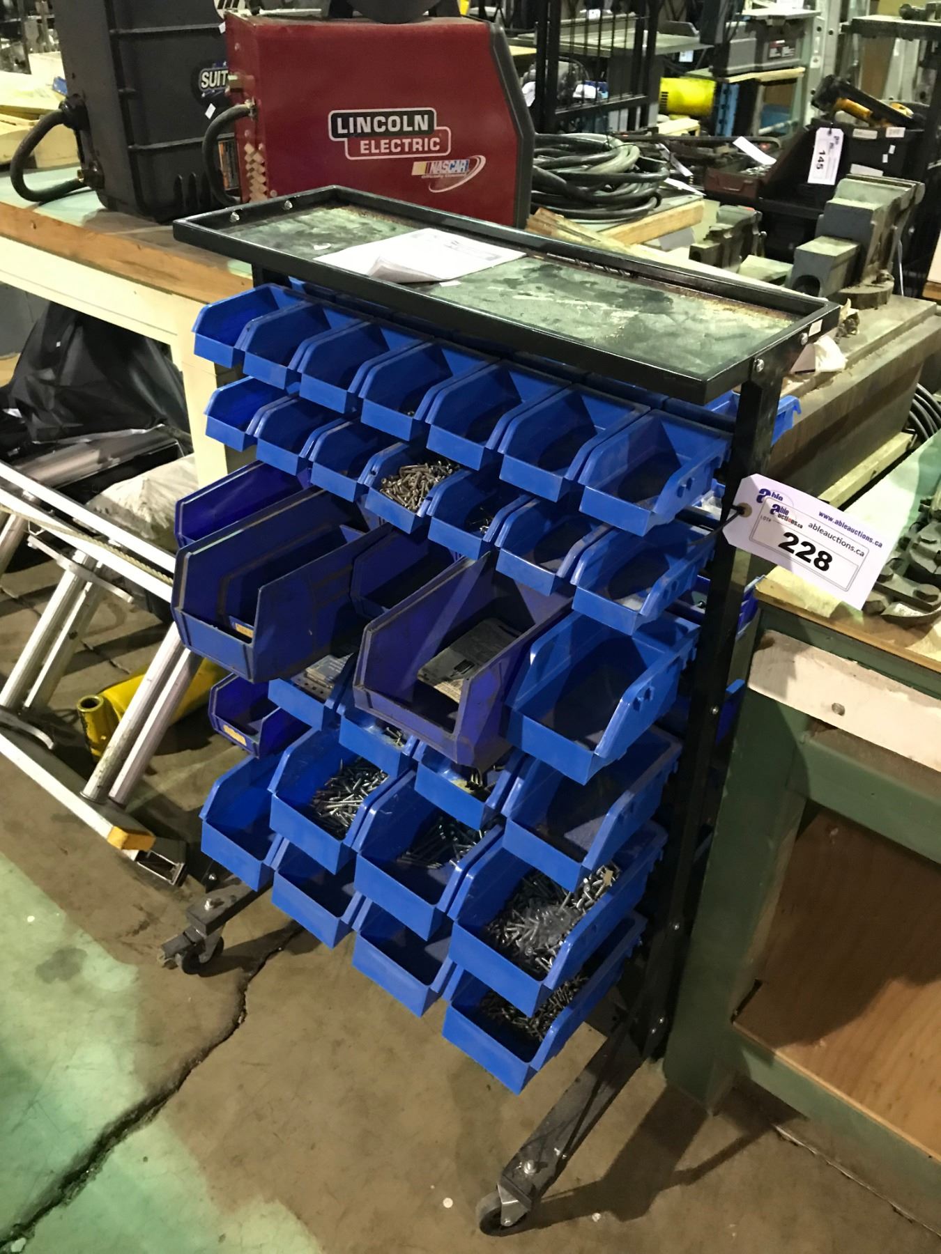 MASTERCRAFT MOBILE STORAGE RACK WITH HARDWARE