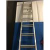 Image 2 : 24' ALUMINUM EXTENSION LADDER
