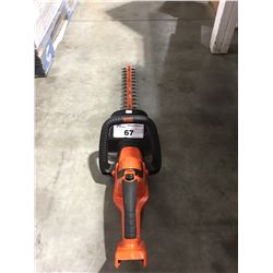 BLACK & DECKER 40 V MAX CORDLESS HEDGE TRIMMER
