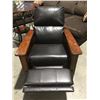 Image 2 : MISSION STYLE OAK RECLINING BROWN UPHOLSTERED ARM CHAIR