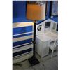 Image 1 : FLOOR LAMP