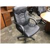 Image 2 : BLACK TUFTED LOOP ARM HIGH BACK EXECUTIVE CHAIR
