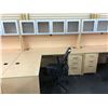 Image 2 : MAPLE 6X6' L-SHAPE COMPUTER DESK COMES WITH FROSTED GLASS FRONT OVERHEAD HUTCH AND 3 DRAWER MOBILE