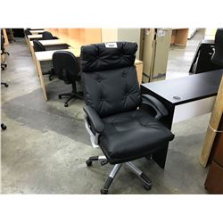 BLACK LEATHER TUFTED HI BACK EXECUTIVE CHAIR
