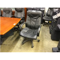 BLACK HI BACK EXECUTIVE CHAIR