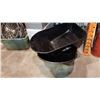 Image 1 : 2 BLACK GARANT WHEELBARROW BUCKETS
