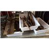Image 1 : 2 TRAYS OF VINTAGE TOOLS AND PLIERS