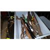 Image 2 : 2 TRAYS OF VINTAGE TOOLS AND PLIERS