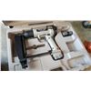 Image 2 : PORTER CABLE BAMMER AIR NAILER