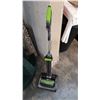 Image 1 : BISSEL VACCUM