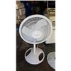 Image 2 : WHITE FLOOR FAN