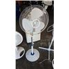 Image 1 : WHITE FLOOR FAN