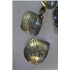 Image 2 : NATIVE CARVED JEWELLRY