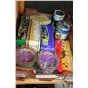 Image 2 : 2 TRAYS OF JOE CAMEL TINES AND COLLECTIBLES