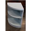 Image 2 : PAINTED CORNER SHELF
