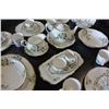 Image 2 : WHITE DOGWOOD ROYAL ALBERT CHINA