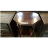 Image 2 : OCTOGONAL 2 TIER ENDTABLE