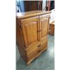 Image 1 : MAPLE WARDROBE DRESSER