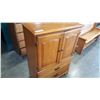 Image 2 : MAPLE WARDROBE DRESSER