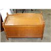 Image 2 : STORAGE CHEST