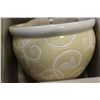 Image 2 : NEW 4 PIECE PLANTER POT SET
