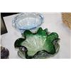 Image 2 : ART GLASS DISHES AND VASE