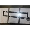Image 2 : NEW OVERSTOCK INSIGNIA 47-80 INCH FIXED POSITION TV WALL MOUNT, COMPLETE, UP TO 120 LBS