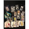 Image 1 : NON SPORTS TRADING CARDS LOT