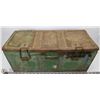 Image 1 : VINTAGE METAL AMMO CONTAINER