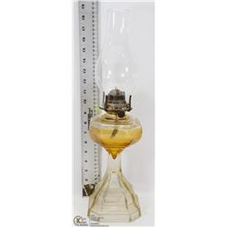 SQUARE BASE OLD LAMP