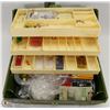 Image 1 : FULL VINTAGE TACKLE BOX.