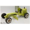 Image 1 : VINTAGE GREEN METAL TONKA CONSTRUCTION GRADER