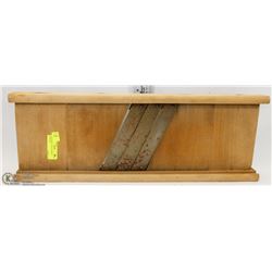 4) VINTAGE 3 BLADE CABBAGE SHREDDER