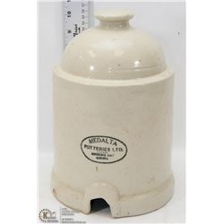 MEDELTA CHICKEN WATERER