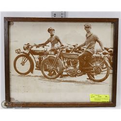 FRAMED PICTURE OF 1913 INDIAN & HARLEY DAVIDSON.