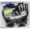 Image 1 : 6PK YOUTH HALLOWEEN GLOVES