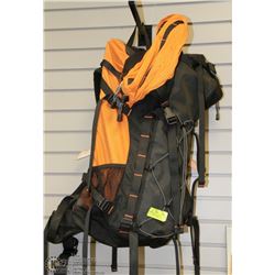 MOUNTAIN EQUIPMENT COOP BACKPACK WITH THINSELIGHT