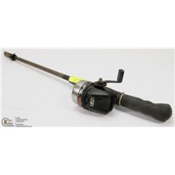 TELESCOPIC FISHING ROD / REEL W/ TACKLE BOX &