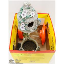 BOX WITH BIRDHOUSE PLANTER AND MORE