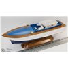 Image 1 : NEW WOOD BOAT DISPLAY