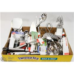 FLAT OF KITCHEN SUPPLIES