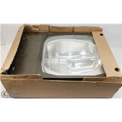 250WATT MCRAW EDISON AREA LIGHT EXT. 16X20